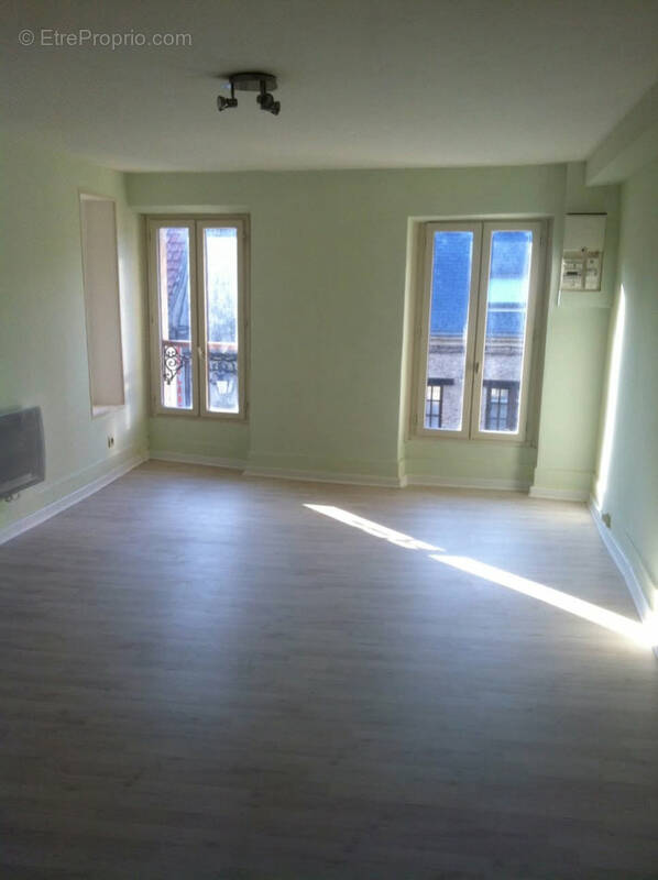 Appartement à PACY-SUR-EURE