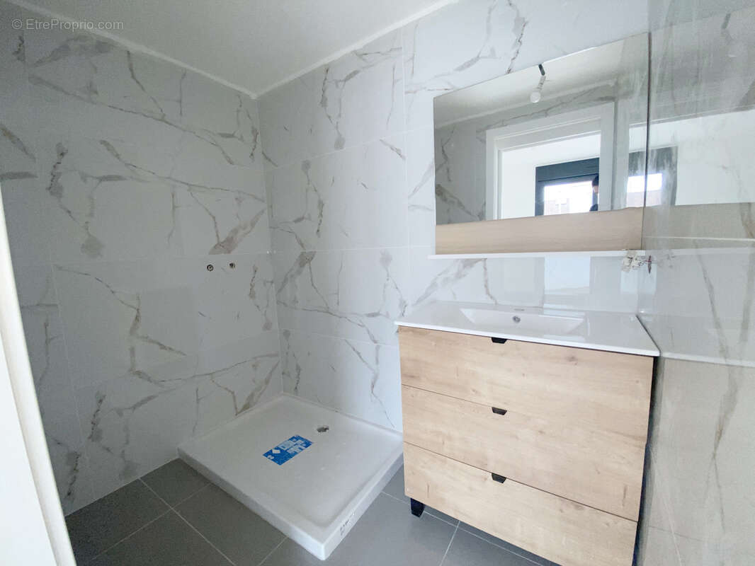 Maison à SAINT-MAUR-DES-FOSSES