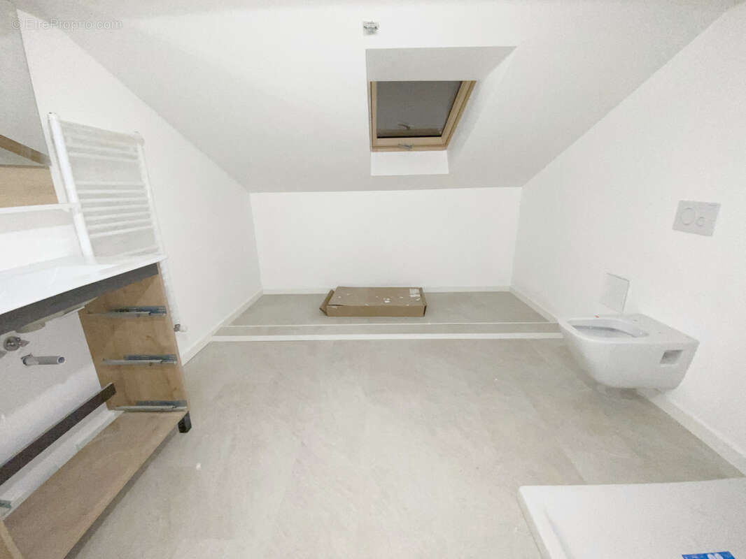 Maison à SAINT-MAUR-DES-FOSSES