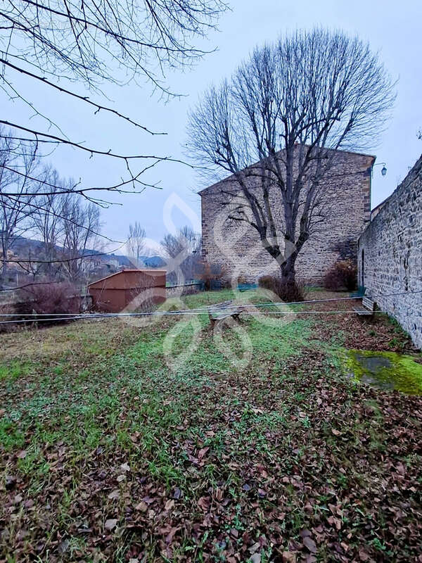 Maison à LAVOUTE-CHILHAC