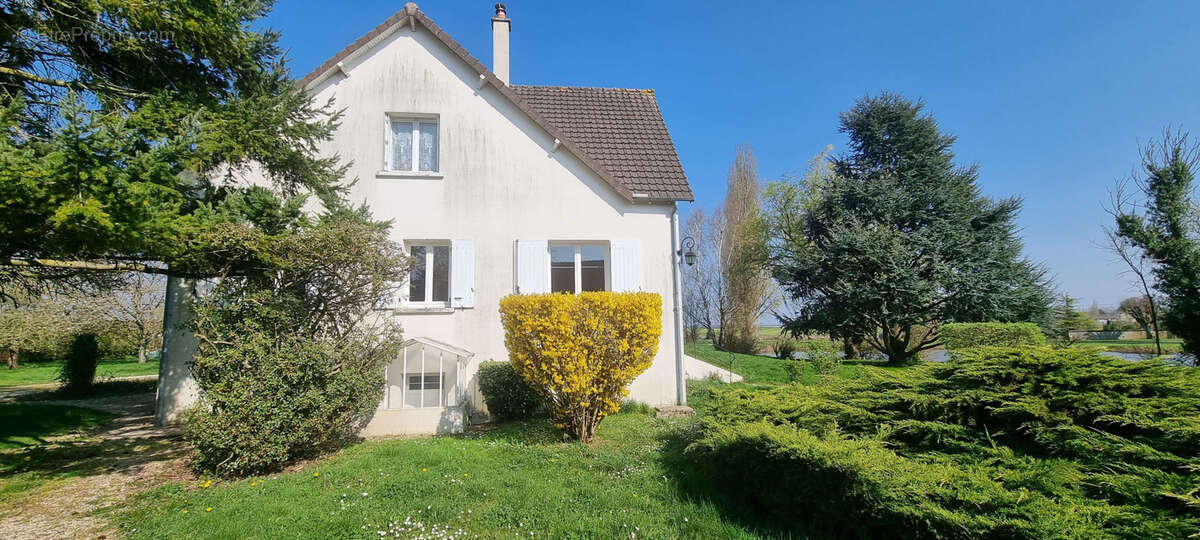 Maison à MARCHENOIR