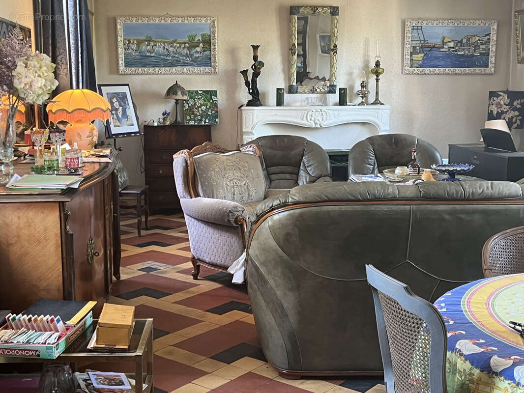 Autre à COULANGES-LES-NEVERS