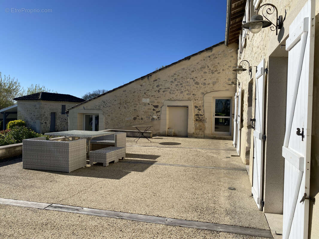 Maison à CASTELJALOUX