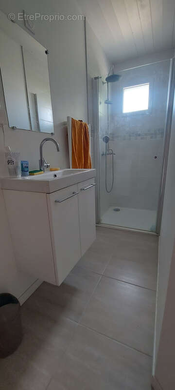 Maison à LES HERBIERS