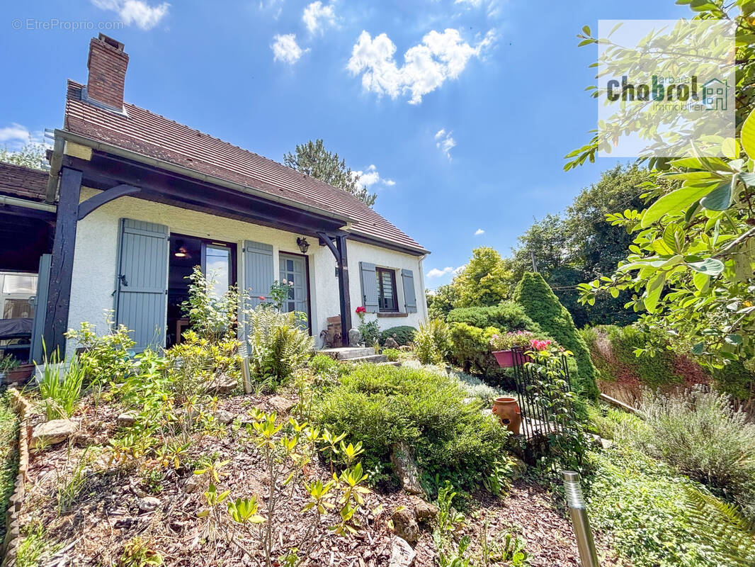 Maison à SAINT-VAAST-LES-MELLO