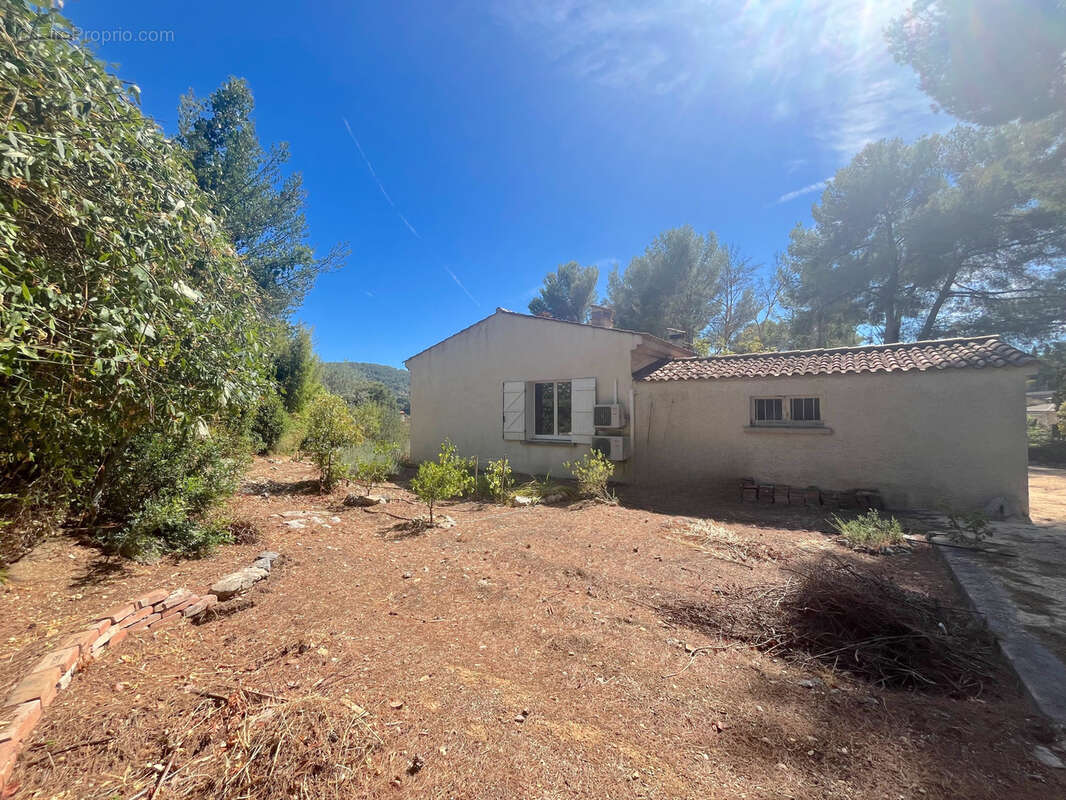 Maison à LA CADIERE-D&#039;AZUR