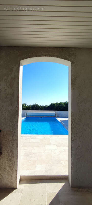 Maison à MONTAIGU-DE-QUERCY