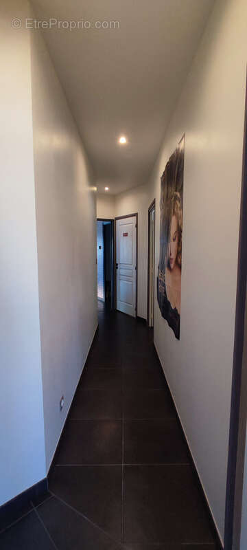 Maison à MONTAIGU-DE-QUERCY