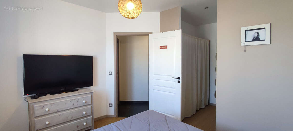 Maison à MONTAIGU-DE-QUERCY