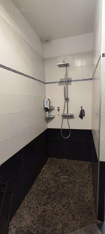 Maison à MONTAIGU-DE-QUERCY