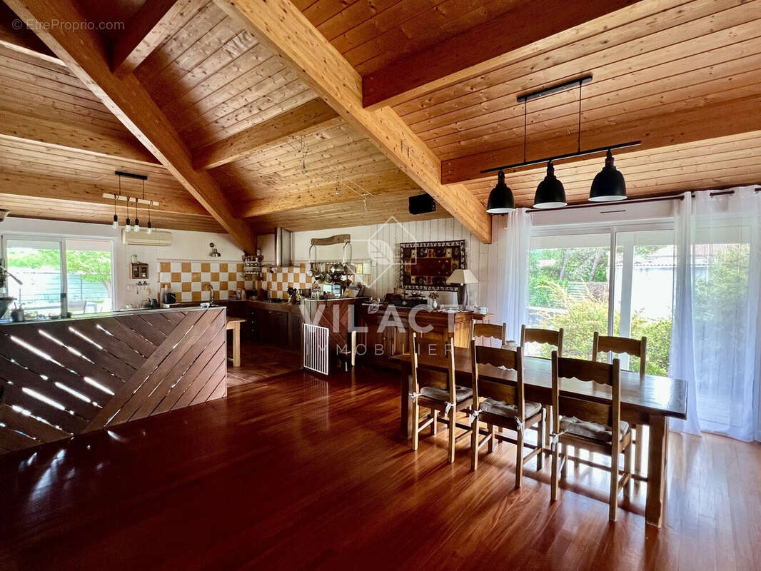 Maison à SAINT-LEON