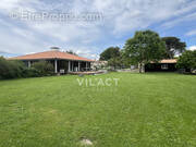 Maison à SAINT-LEON