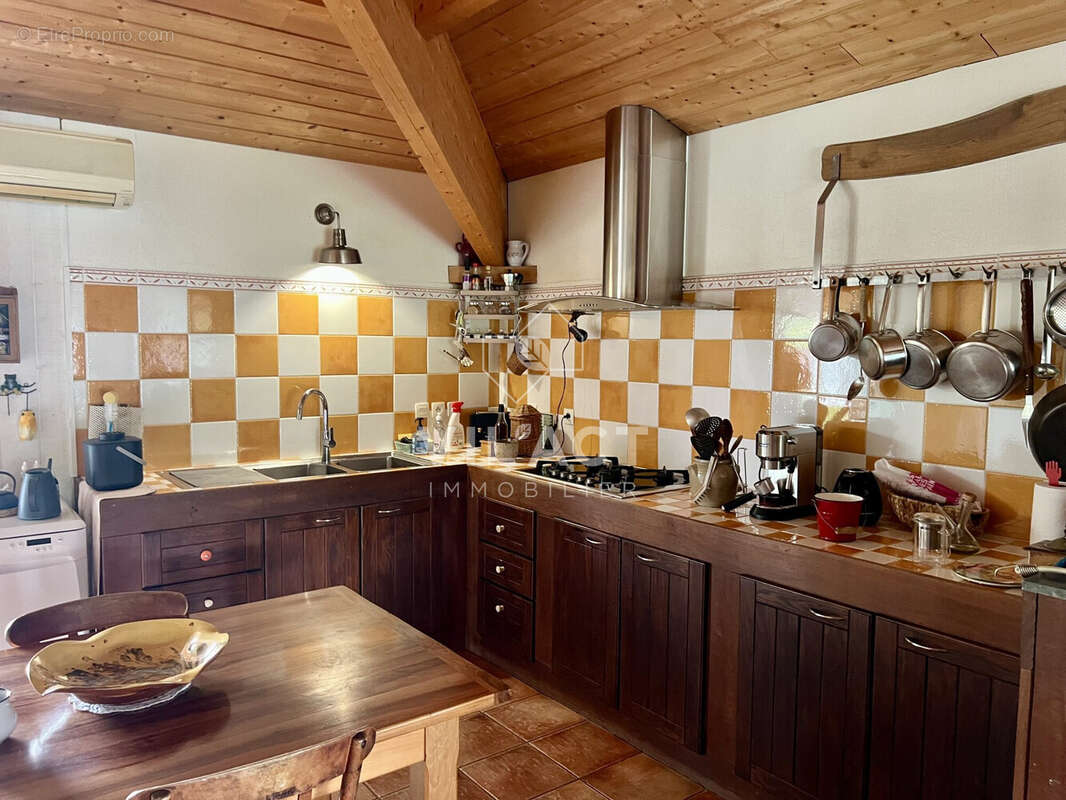 Maison à SAINT-LEON