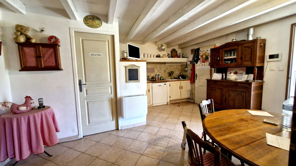 Maison à CAUMONT-SUR-DURANCE