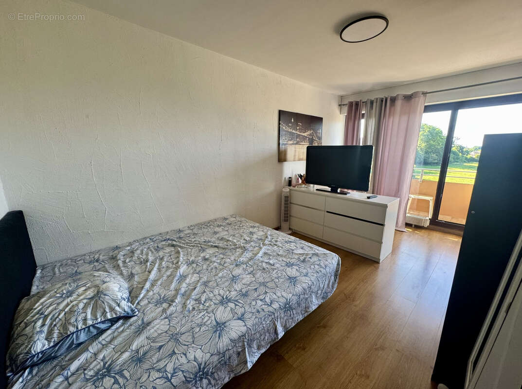 Appartement à LA ROCHE-SUR-FORON