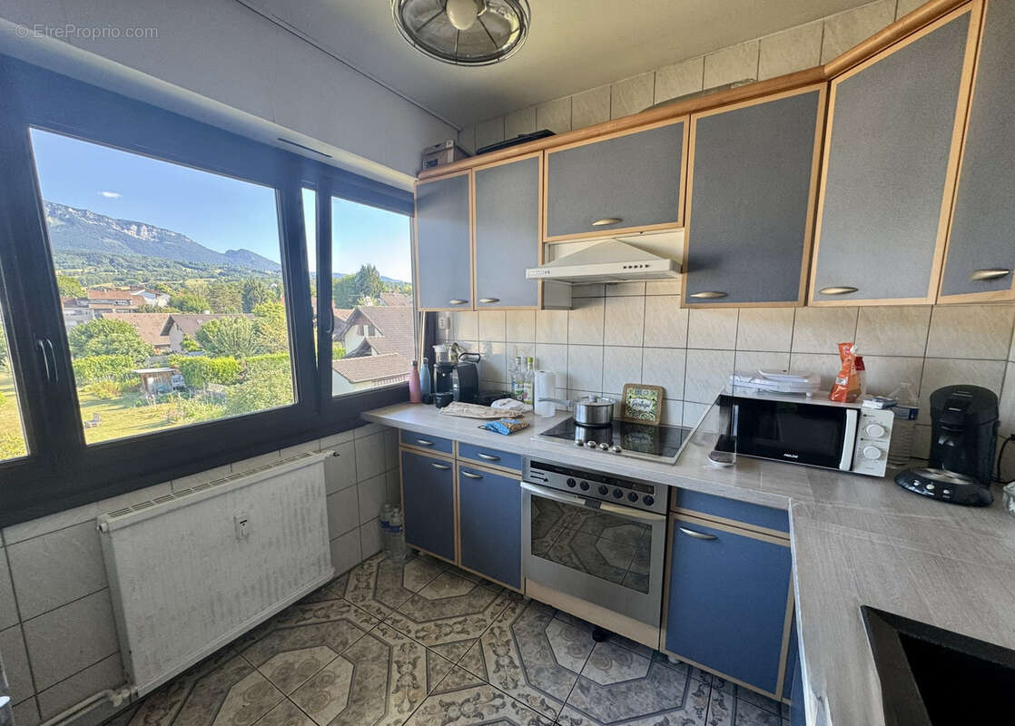 Appartement à LA ROCHE-SUR-FORON