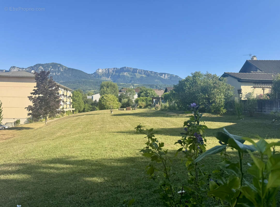 Appartement à LA ROCHE-SUR-FORON