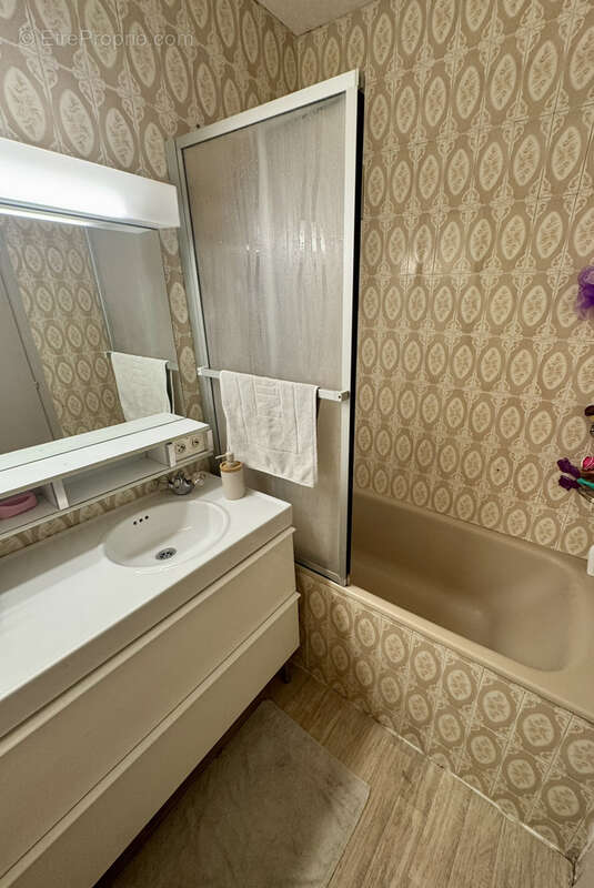 Appartement à LA ROCHE-SUR-FORON