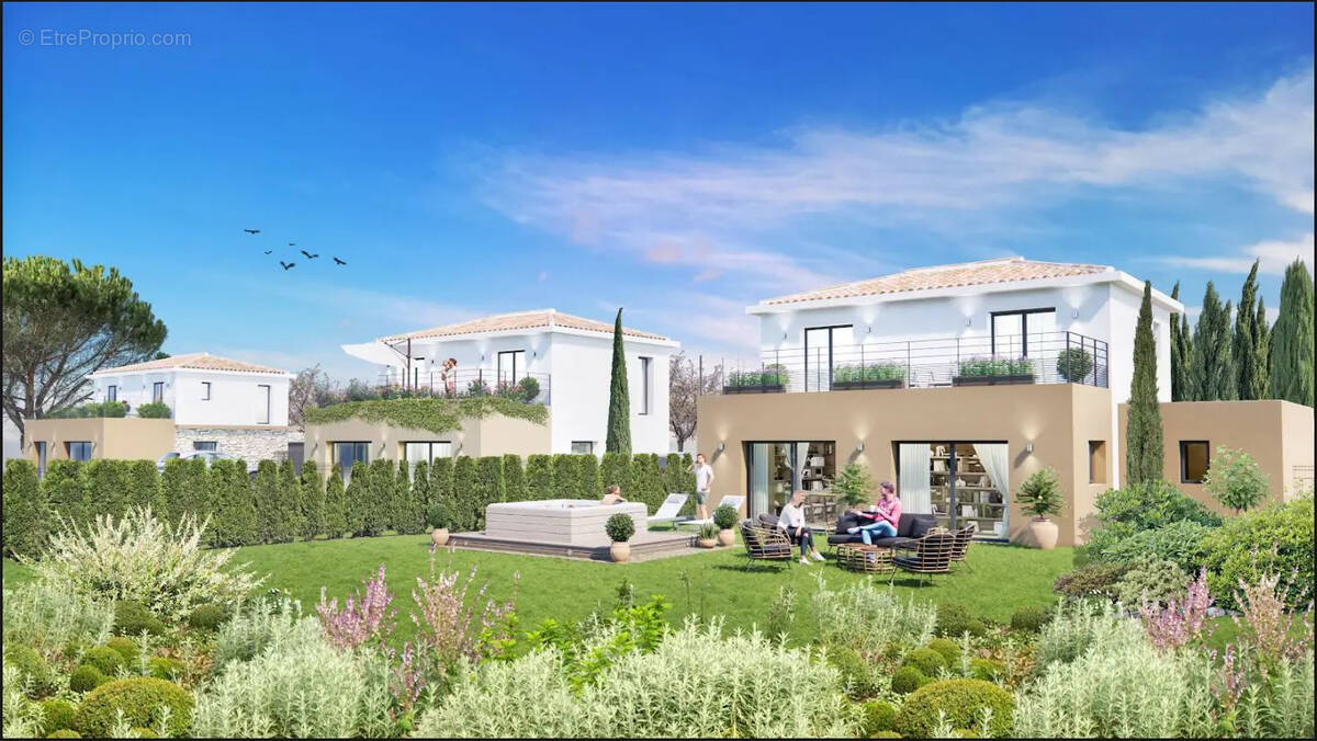 Maison à PUGET-SUR-ARGENS