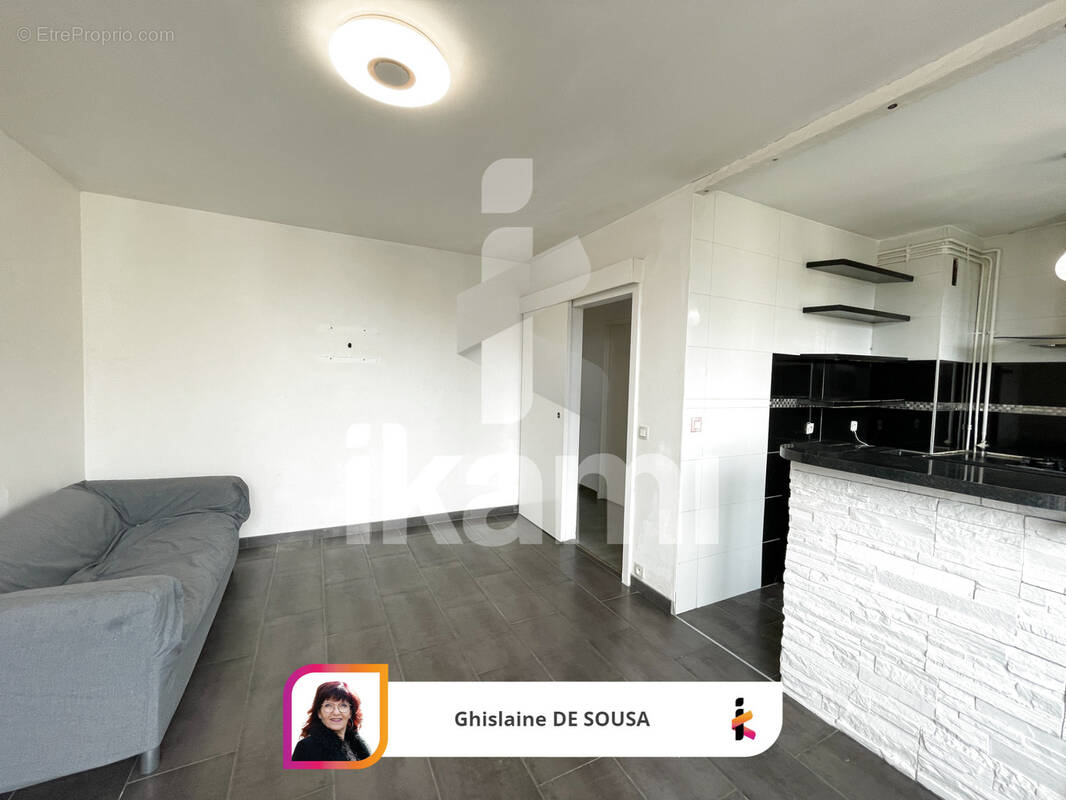 Appartement à LES PAVILLONS-SOUS-BOIS