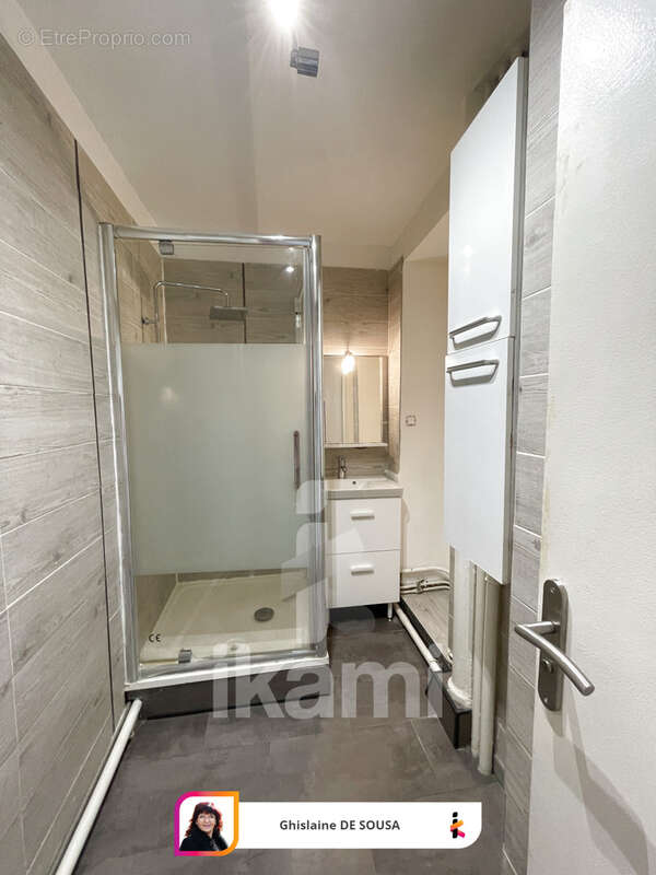 Appartement à LES PAVILLONS-SOUS-BOIS