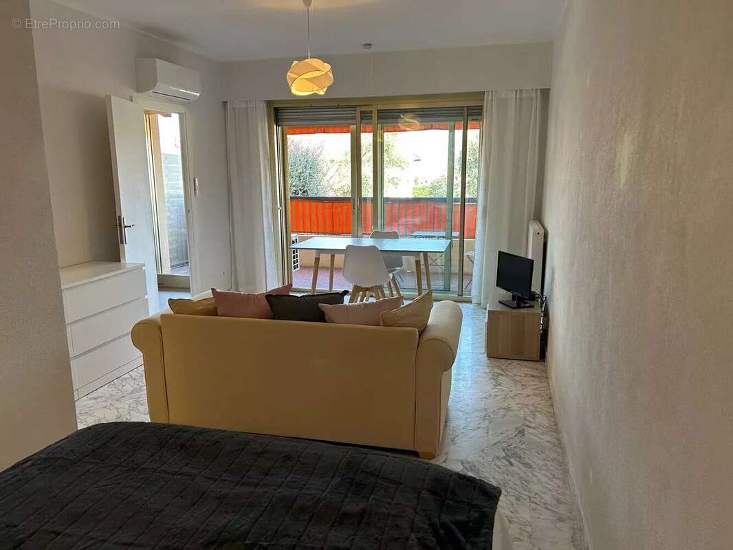 Appartement à BEAULIEU-SUR-MER