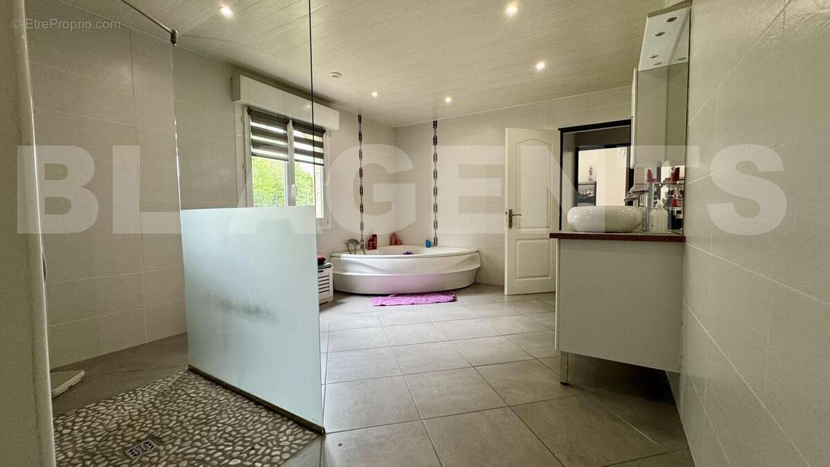 IMG_8951 - Maison à MAURUPT-LE-MONTOIS