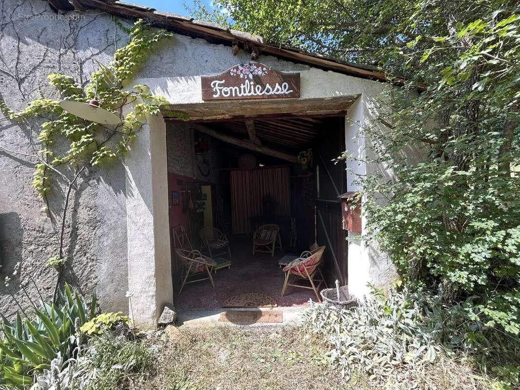 Maison à CHAMPTERCIER