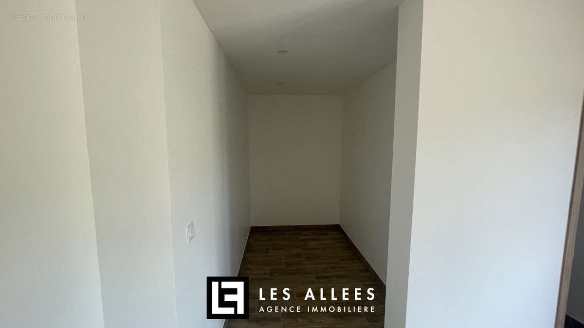 Maison à LES GRANGES-GONTARDES