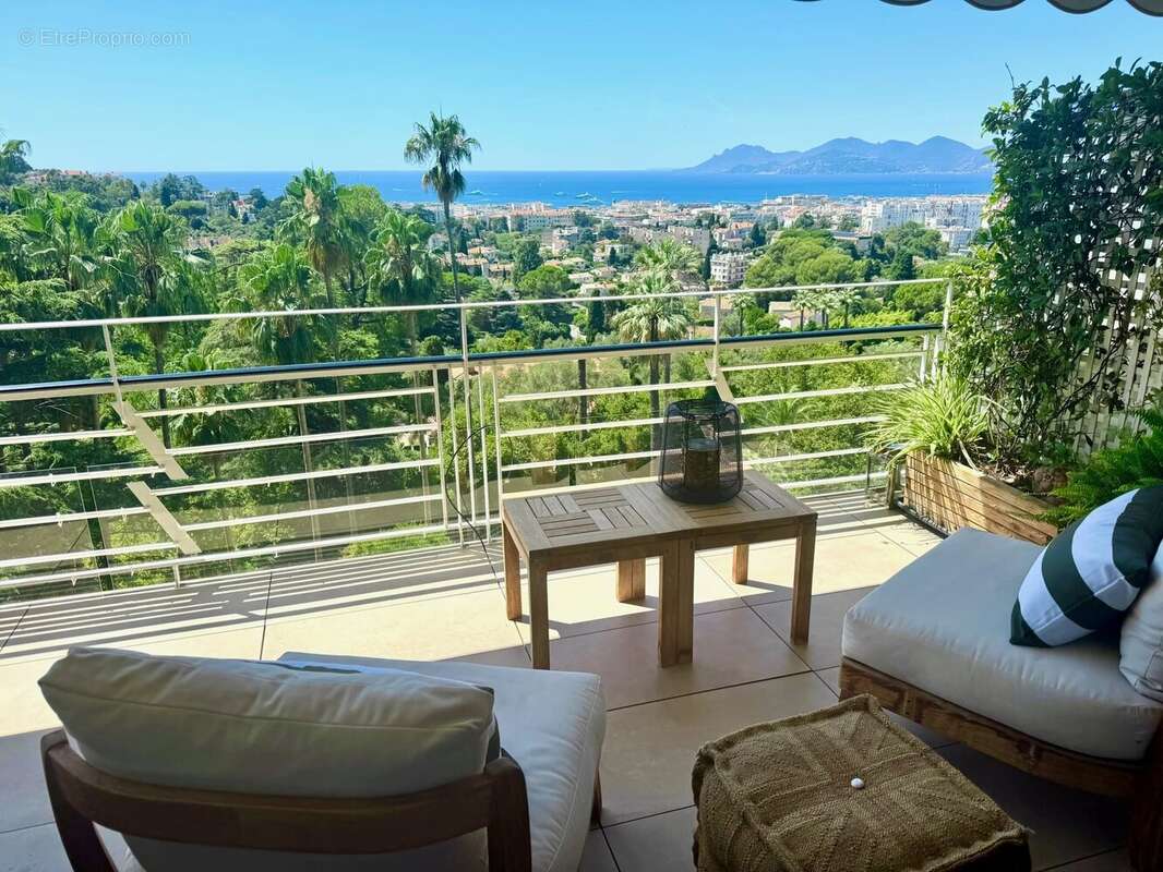 Appartement à CANNES