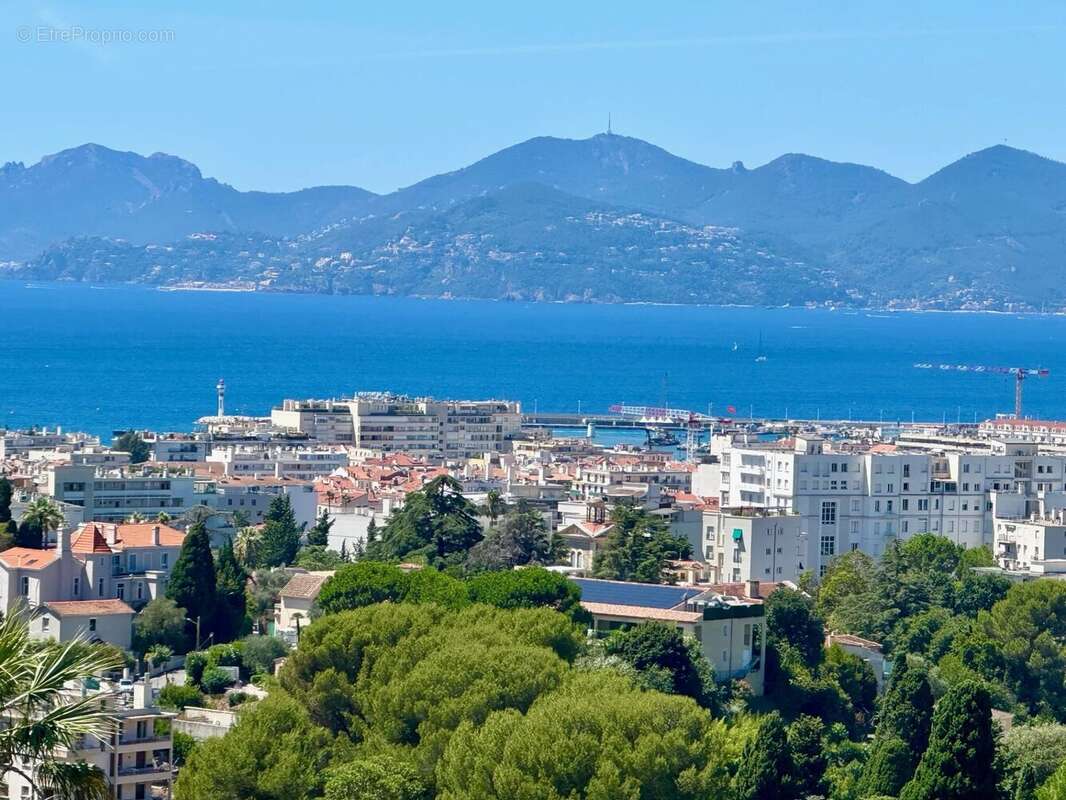 Appartement à CANNES