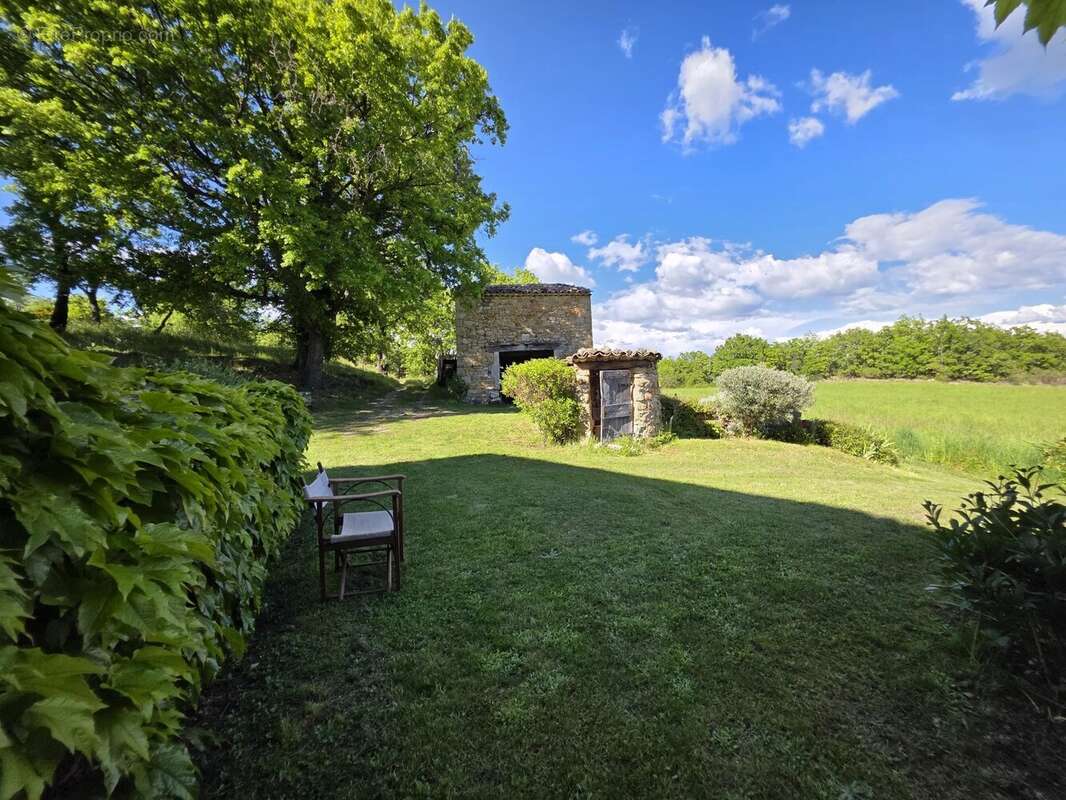 Maison à SIMIANE-LA-ROTONDE