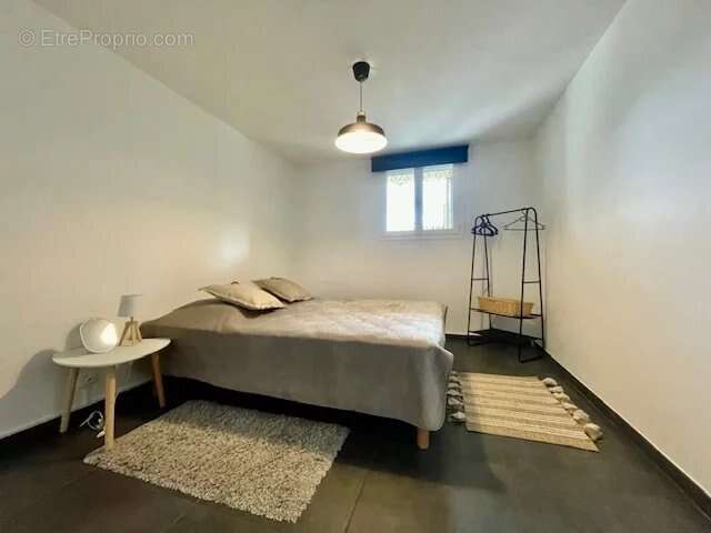 Maison à SAINT-SATURNIN-LES-APT