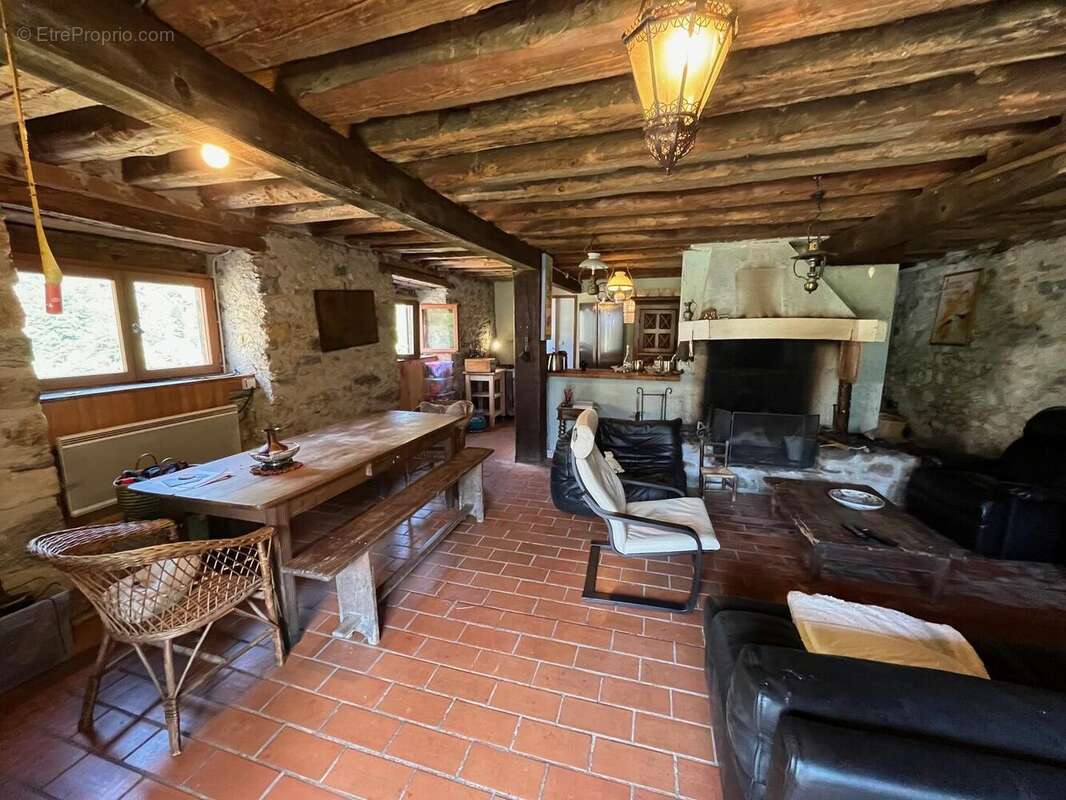 JUSTE 3 - Maison à ASPET