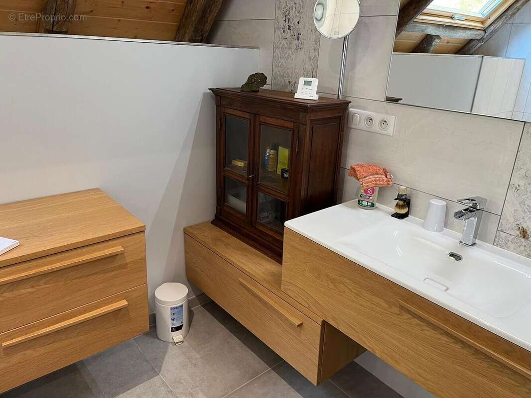 LYON 11 - Maison à ASPET