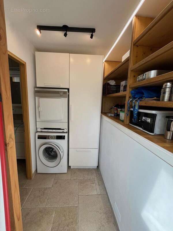 LYON 7 - Maison à ASPET