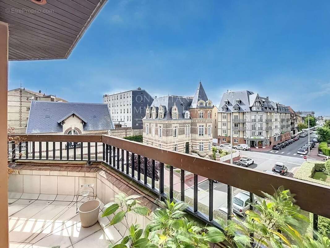 Appartement à DEAUVILLE