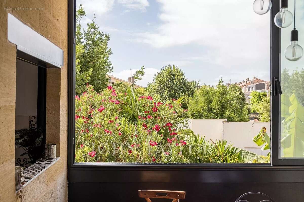 Appartement à BORDEAUX