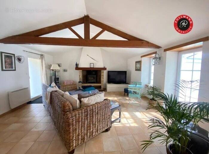 Maison à LA CHAPELLE-HERMIER