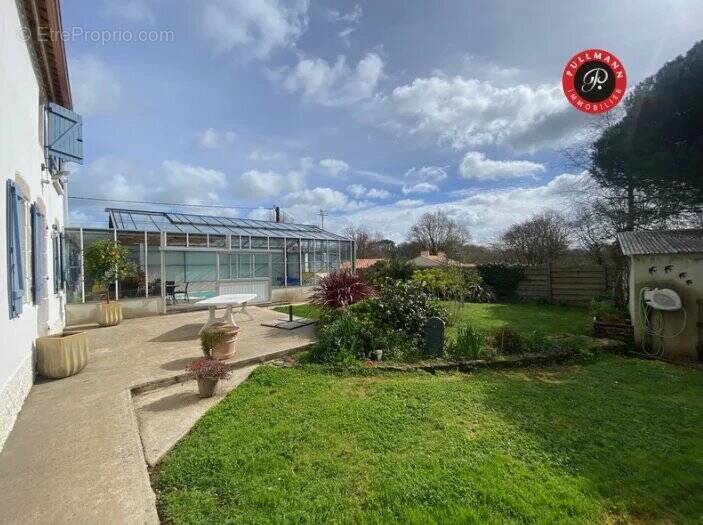 Maison à LA CHAPELLE-HERMIER