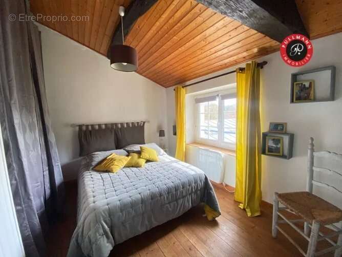 Maison à LA CHAPELLE-HERMIER