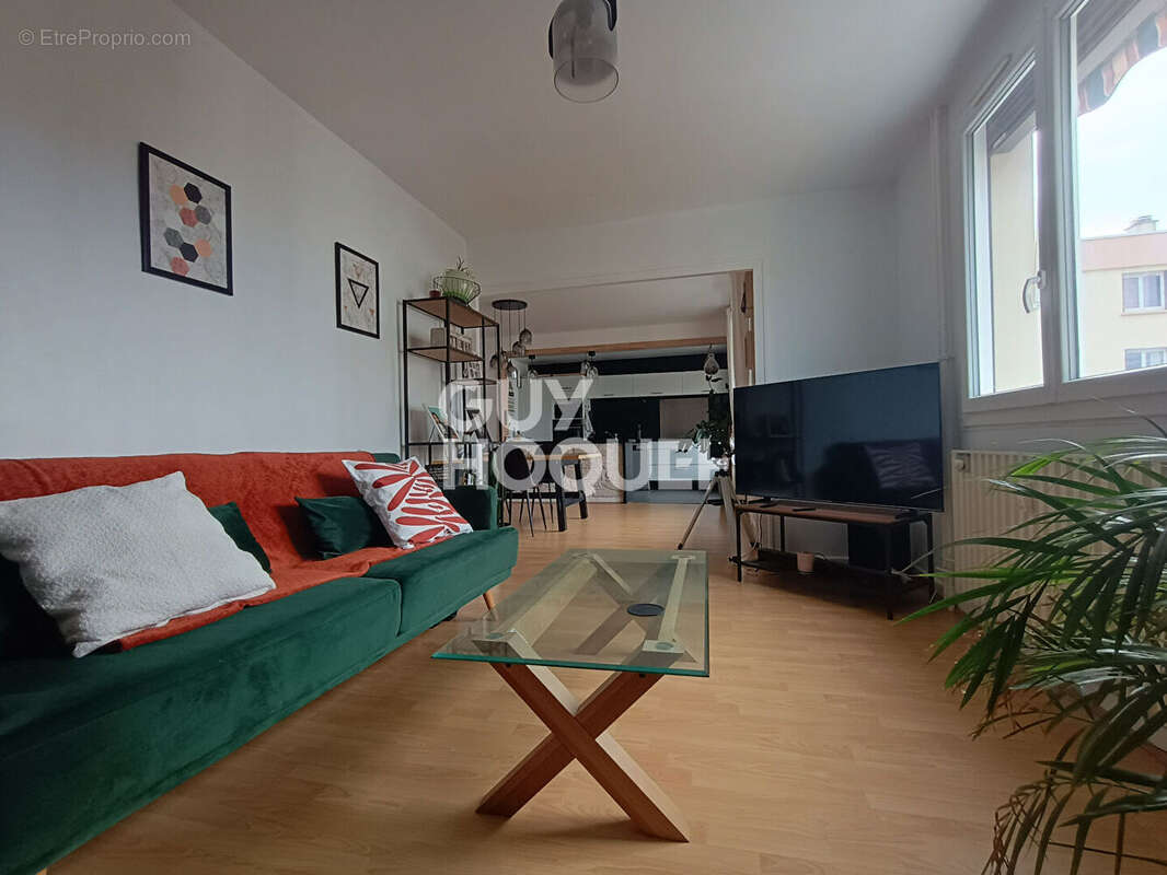 Appartement à BOURGOIN-JALLIEU