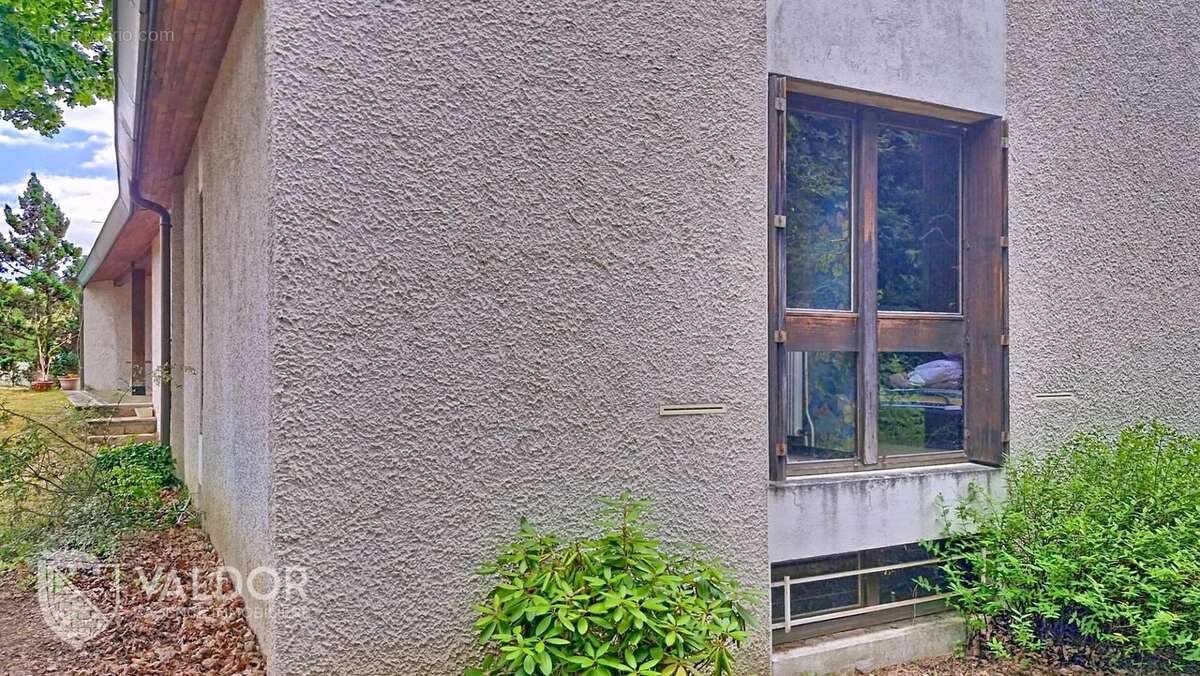 Maison à MONTMERLE-SUR-SAONE