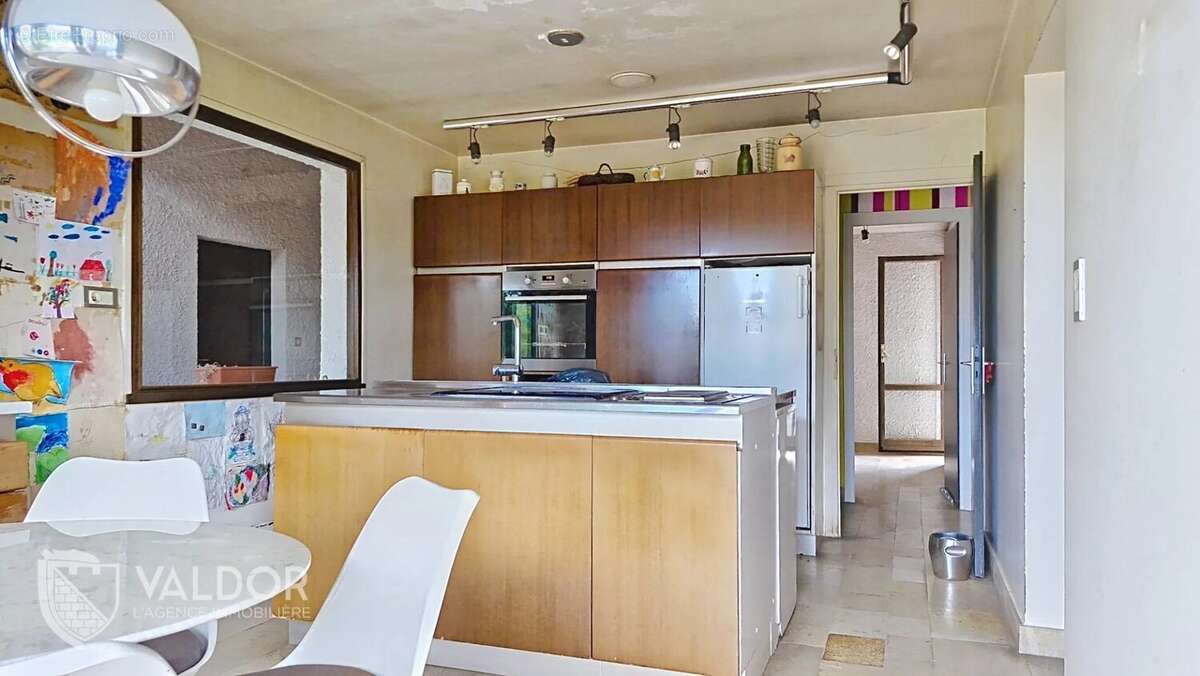 Maison à MONTMERLE-SUR-SAONE