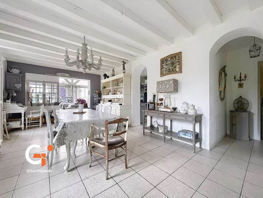 Maison à VANDRIMARE