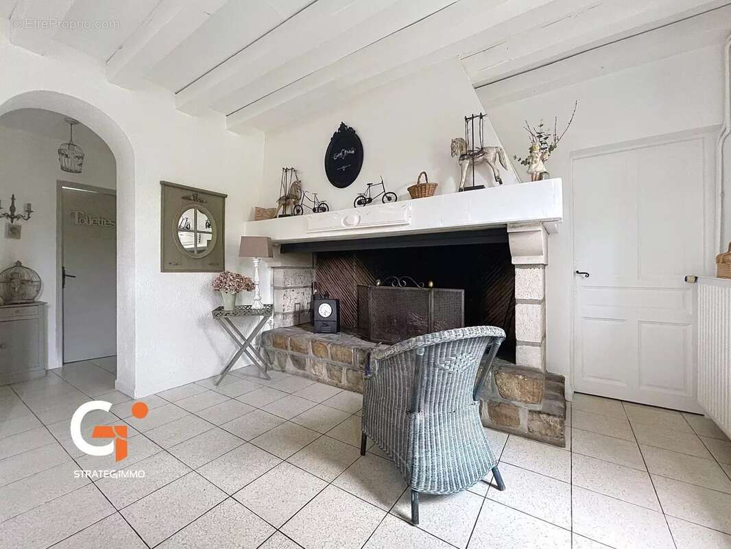 Maison à VANDRIMARE