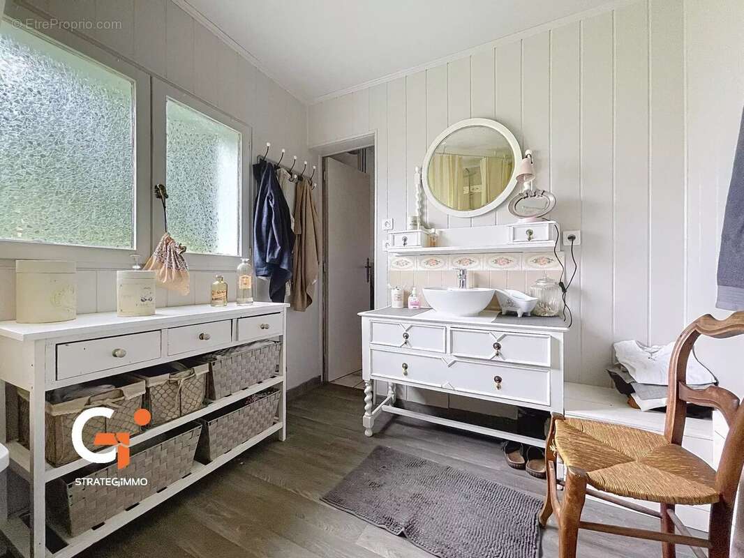 Maison à VANDRIMARE