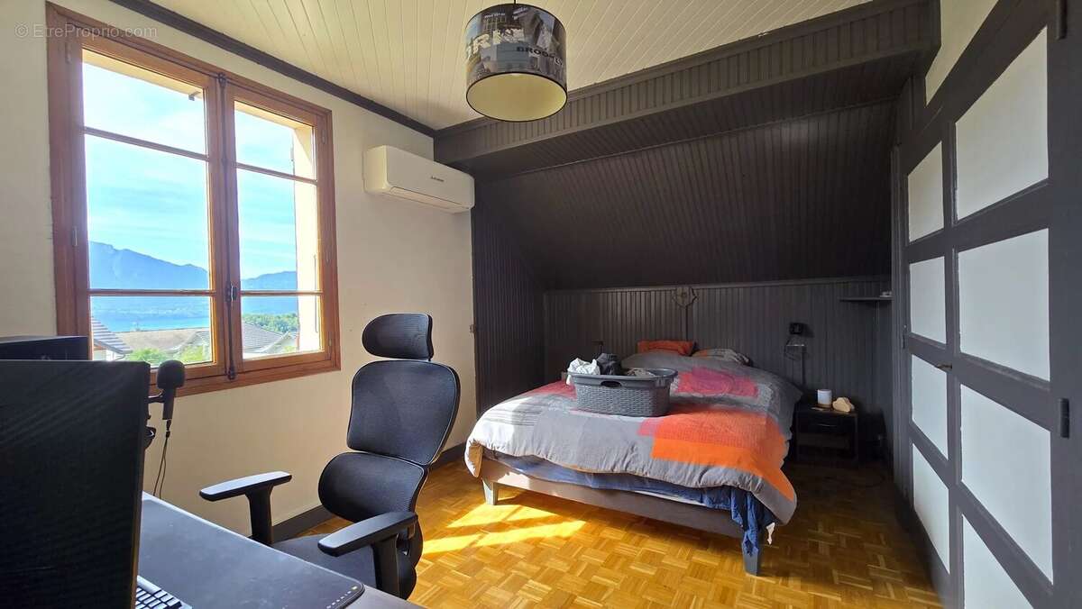 Maison à VIVIERS-DU-LAC