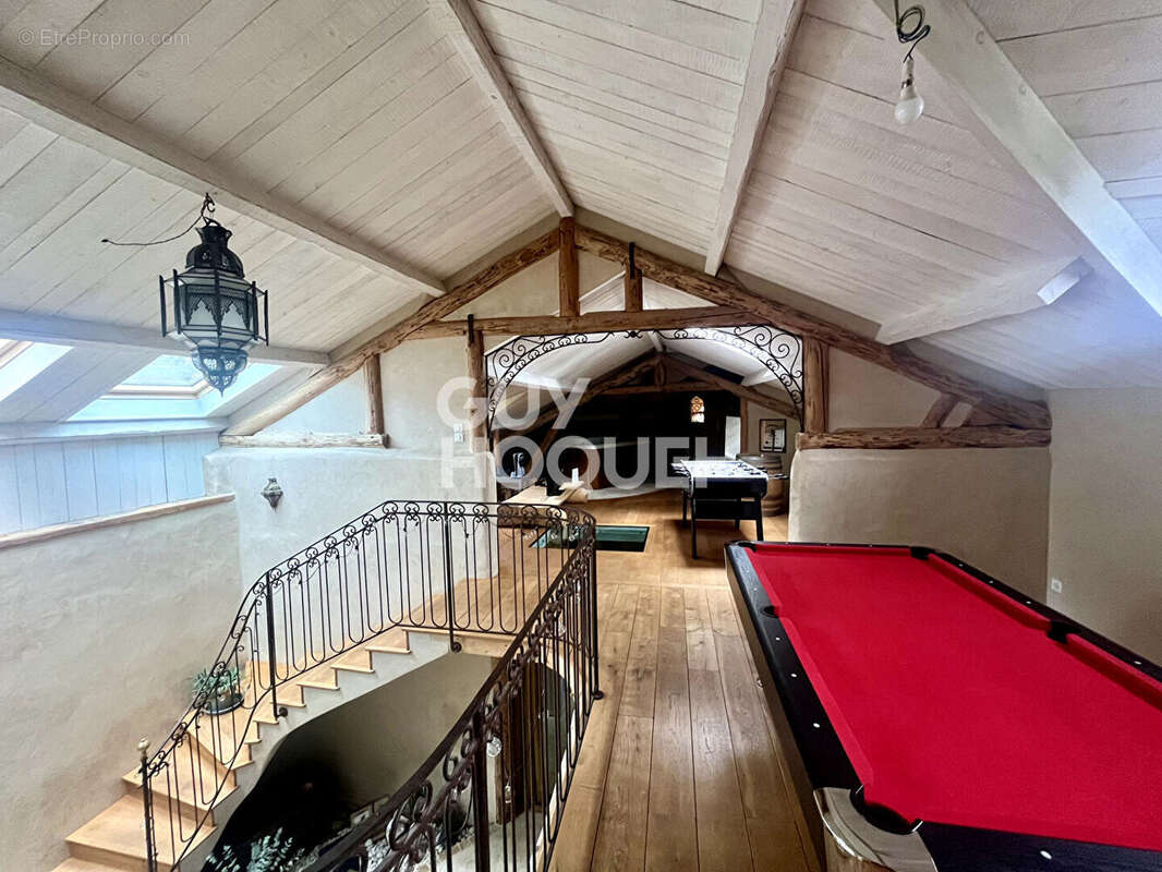 Maison à SAINT-HILAIRE-LES-MONGES