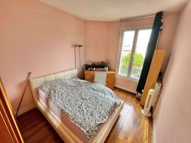 Appartement à MAISONS-ALFORT